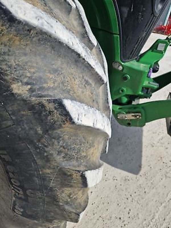 Traktor of the type John Deere 7250R, Gebrauchtmaschine in Monferran-Savès (Picture 12)