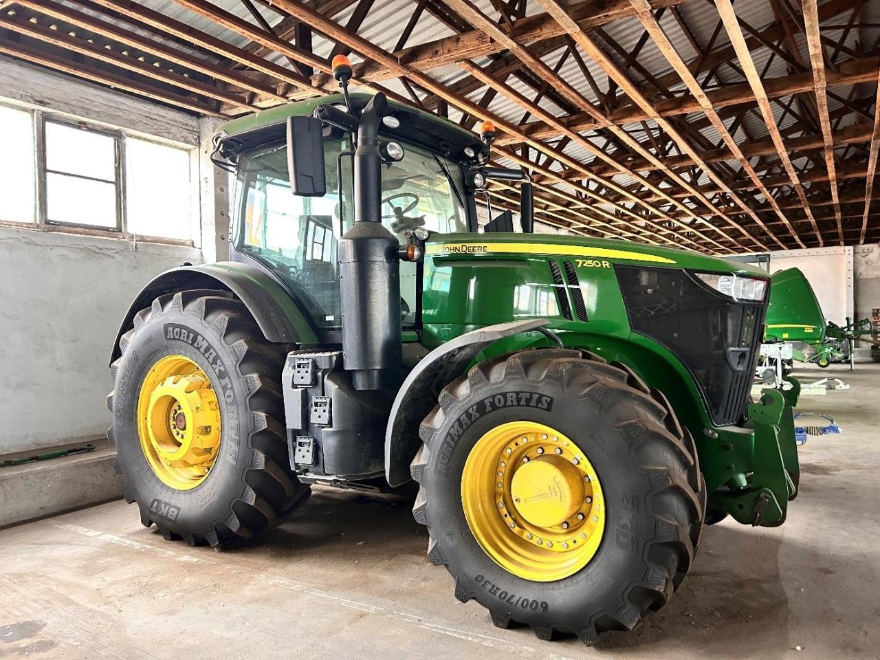 Traktor типа John Deere 7250R, Gebrauchtmaschine в Könnern (Фотография 1)