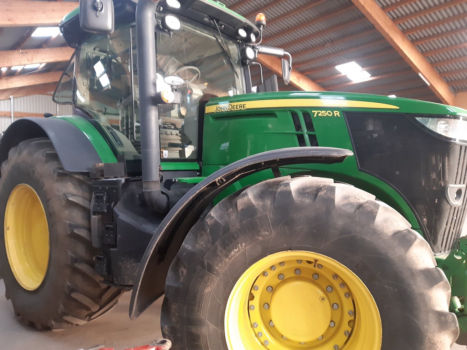 Traktor типа John Deere 7250R, Gebrauchtmaschine в Loidesthal (Фотография 1)