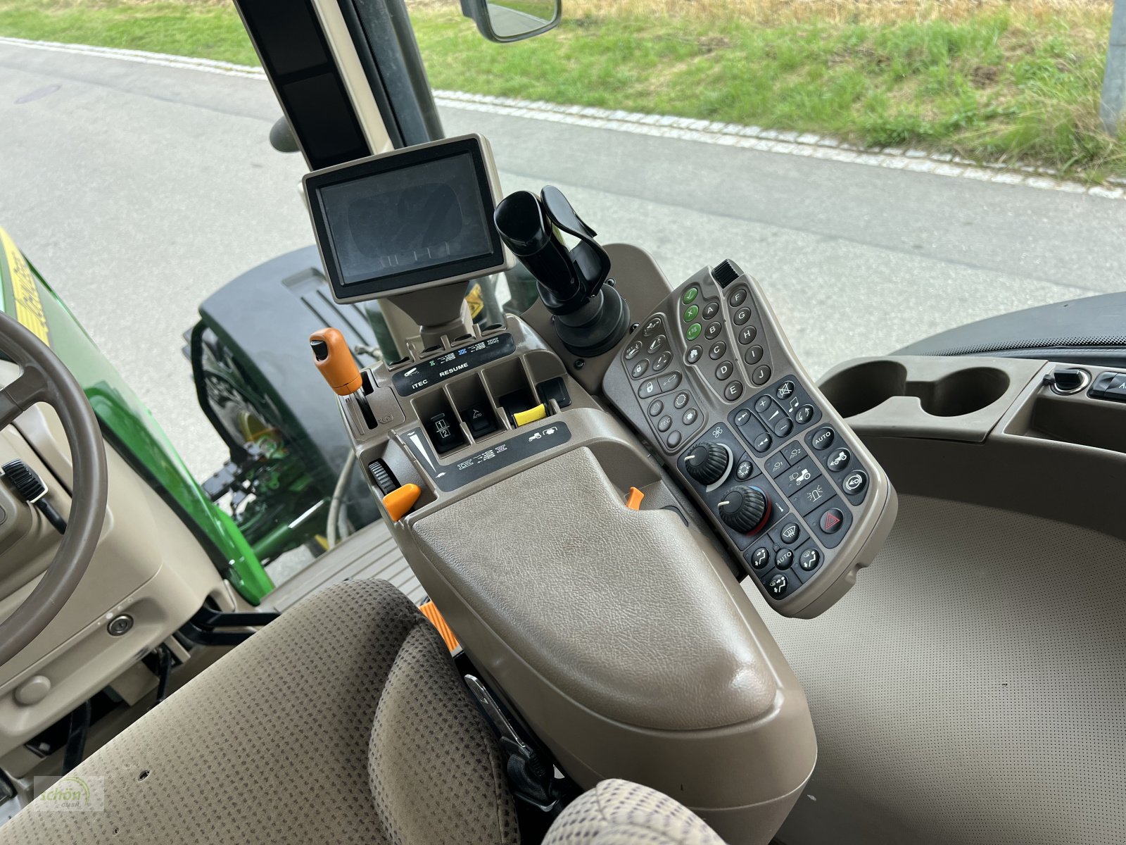 Traktor типа John Deere 7260 R mit einer guten Ausstattung, Gebrauchtmaschine в Burgrieden (Фотография 30)