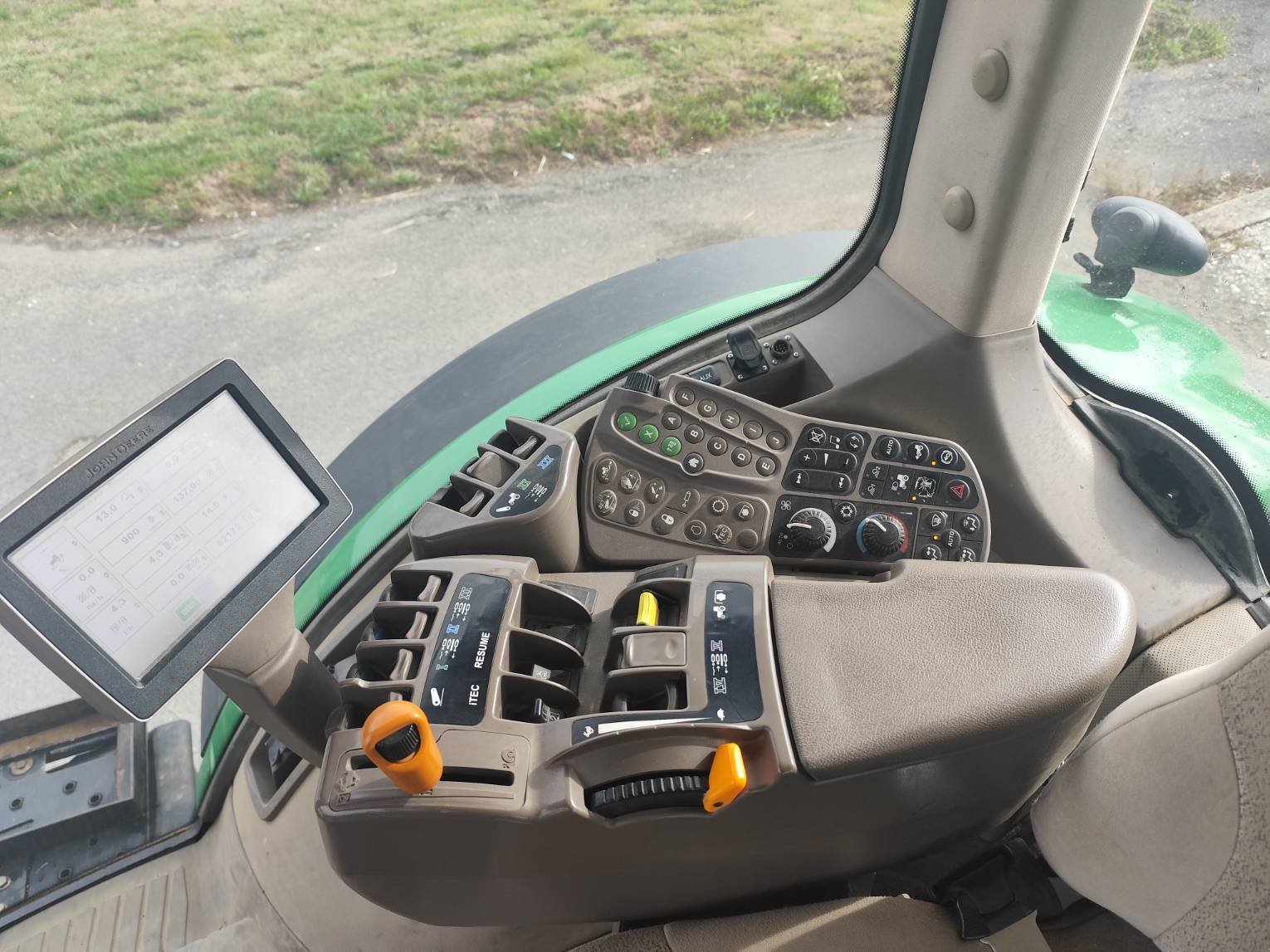 Traktor типа John Deere 7260R, Gebrauchtmaschine в Le Horps (Фотография 11)