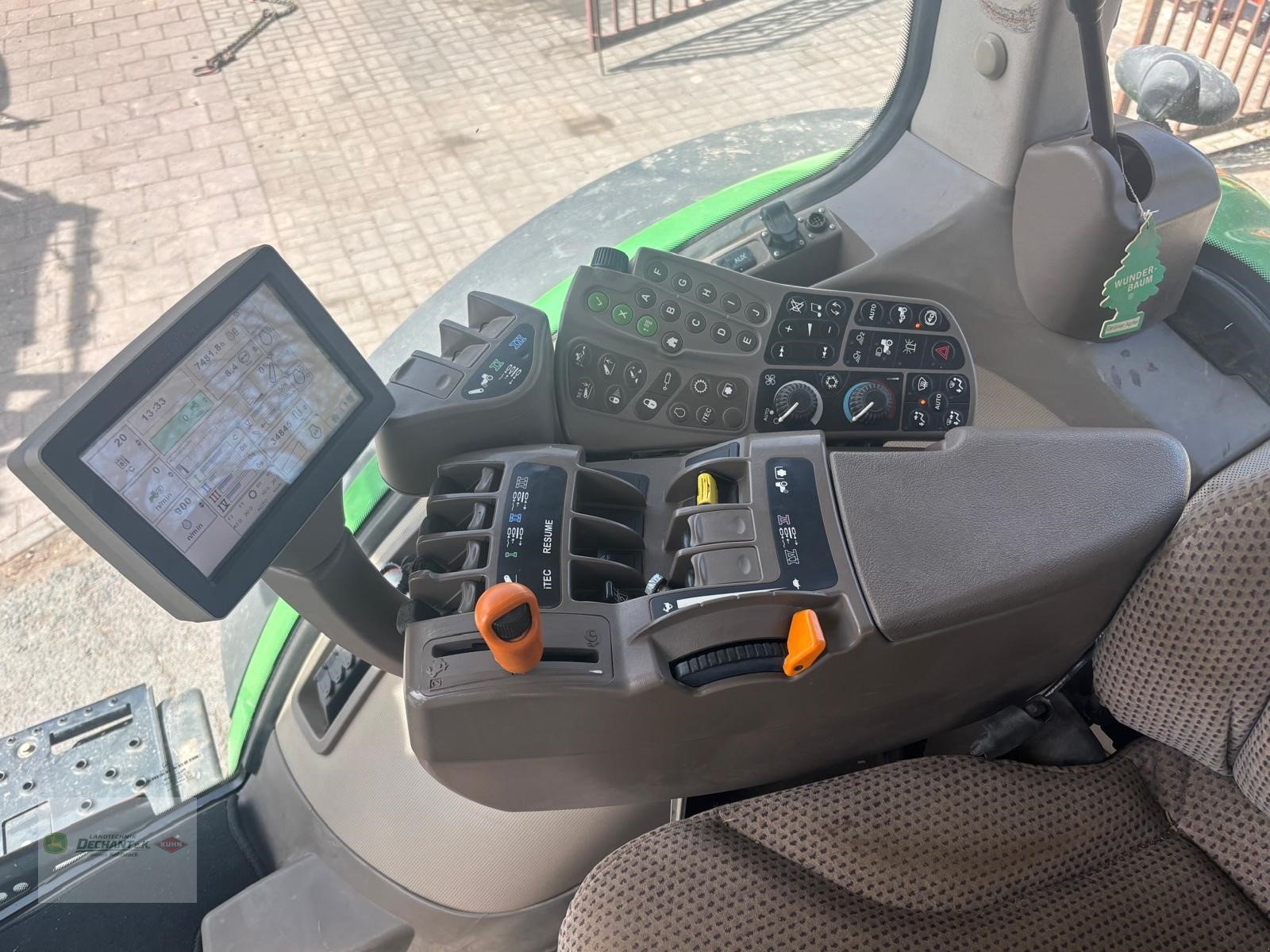 Traktor tip John Deere 7260R, Gebrauchtmaschine in Tann (Poză 9)