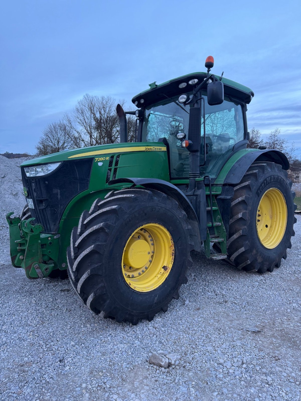 Traktor типа John Deere 7260R, Gebrauchtmaschine в Schnelldorf (Фотография 1)