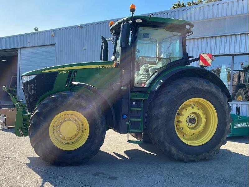 Traktor of the type John Deere 7270R, Gebrauchtmaschine in SAINT GENEST D'AMBIERE (Picture 4)