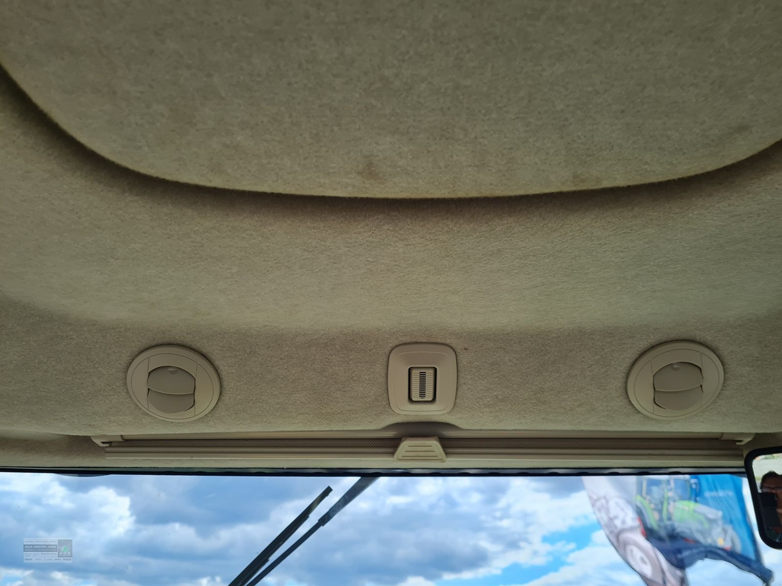 Traktor of the type John Deere 7280R, Gebrauchtmaschine in Gerasdorf (Picture 19)