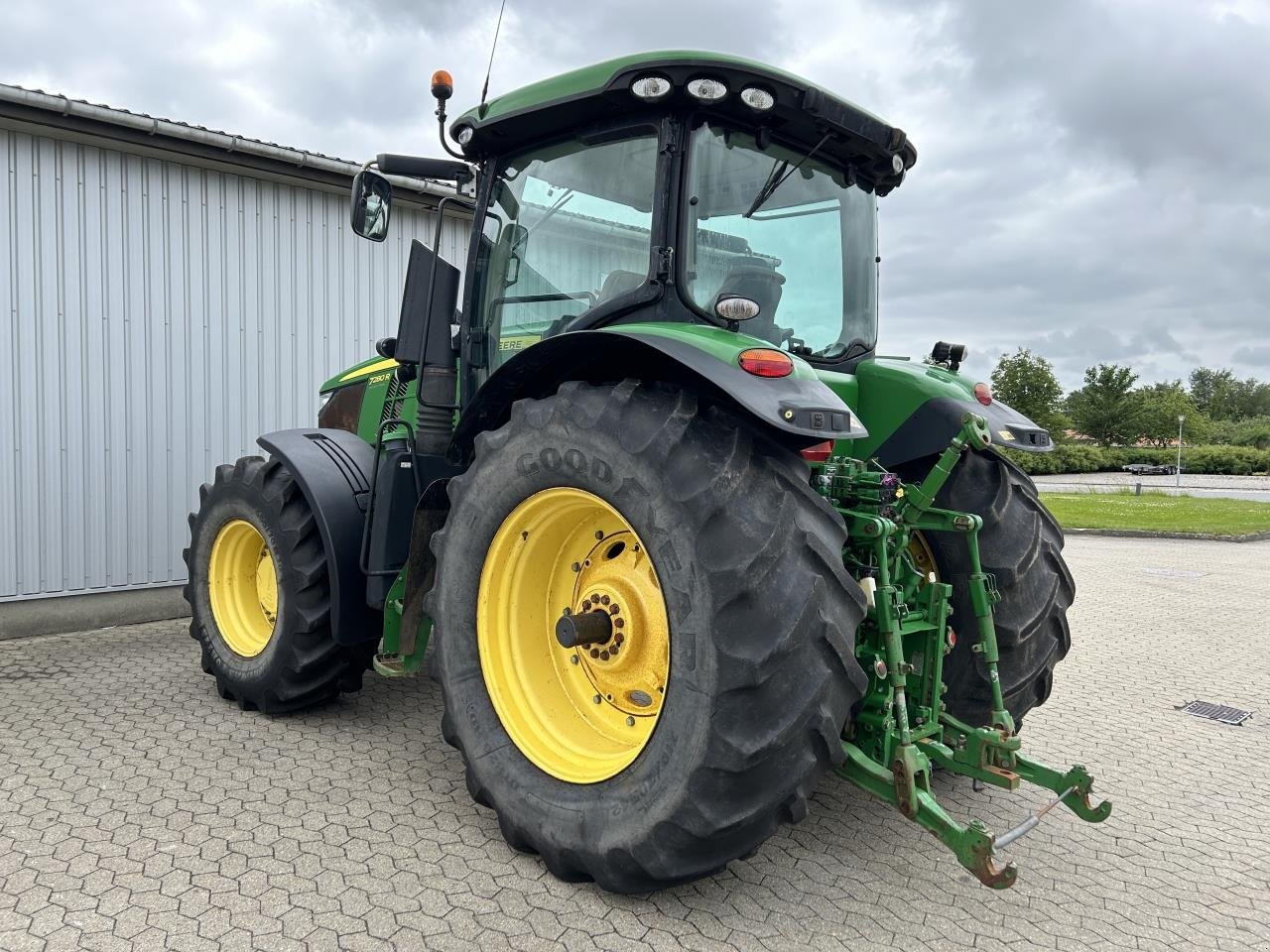 Traktor типа John Deere 7280R, Gebrauchtmaschine в Brønderslev (Фотография 20)