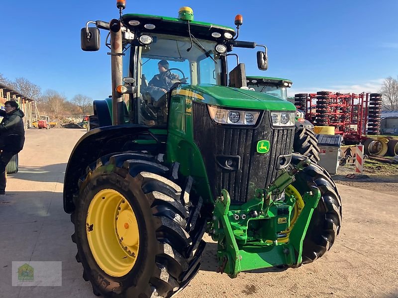 Traktor des Typs John Deere 7290R Auto Powr *FZW*, Gebrauchtmaschine in Salsitz (Bild 8)