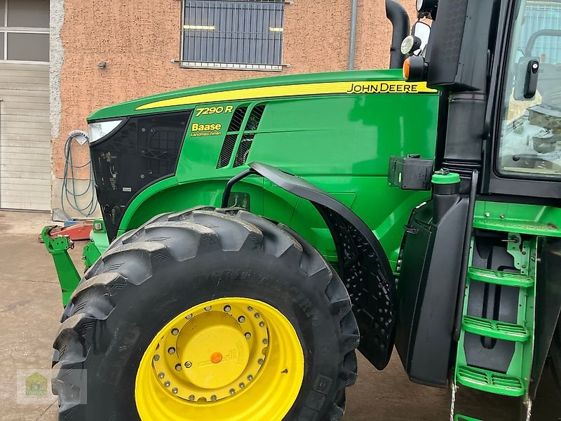 Traktor des Typs John Deere 7290R Auto Powr, Gebrauchtmaschine in Salsitz (Bild 18)