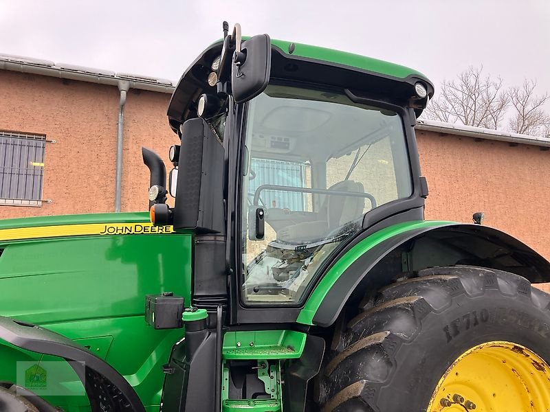Traktor des Typs John Deere 7290R Auto Powr, Gebrauchtmaschine in Salsitz (Bild 19)