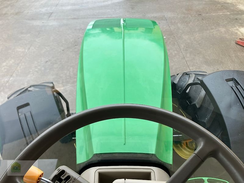 Traktor des Typs John Deere 7290R Auto Powr, Gebrauchtmaschine in Salsitz (Bild 30)