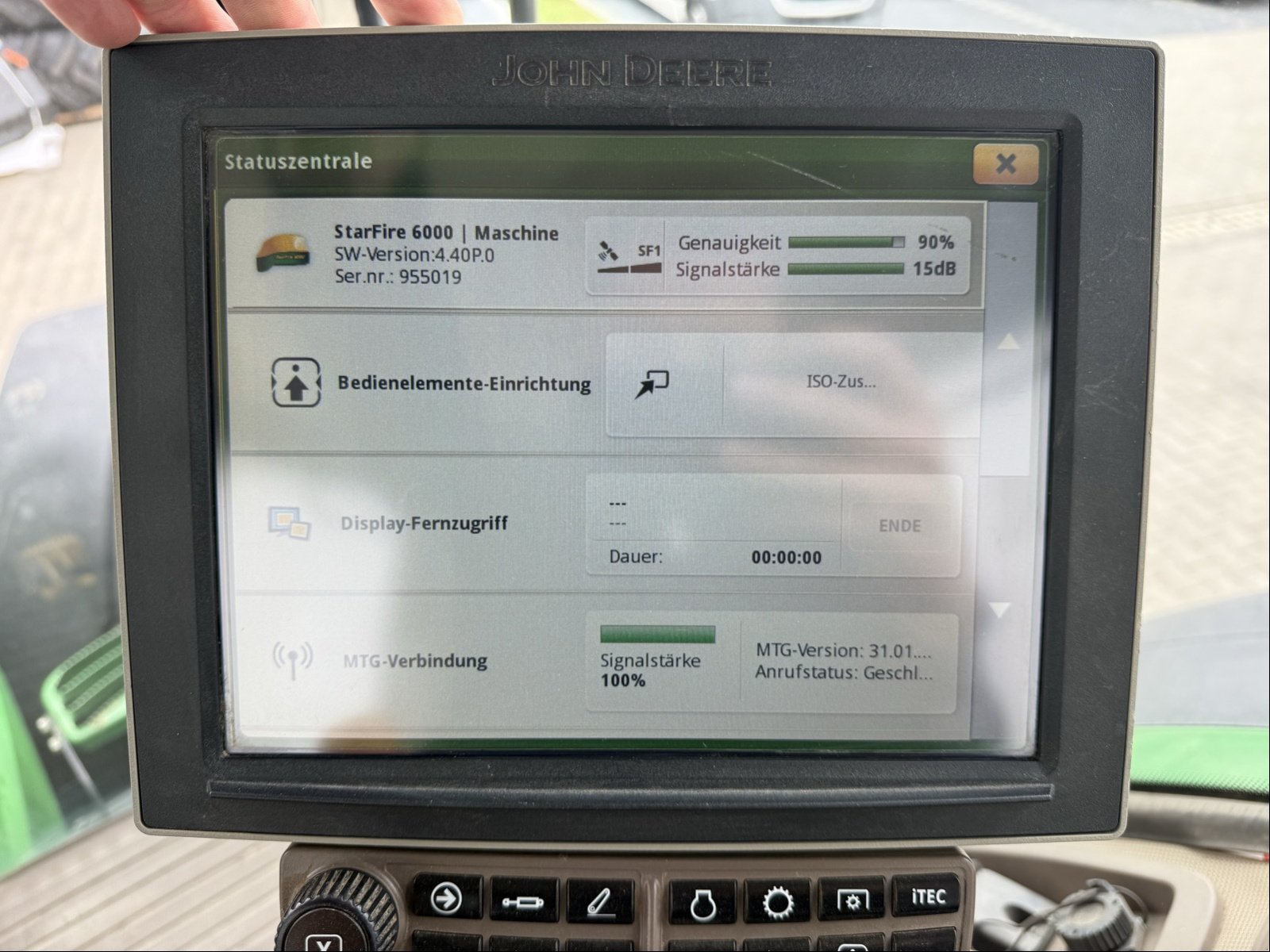 Traktor des Typs John Deere 7310R E23, Gebrauchtmaschine in Bad Oldesloe (Bild 10)