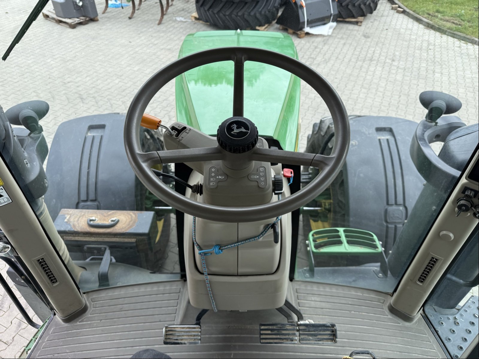 Traktor des Typs John Deere 7310R E23, Gebrauchtmaschine in Bad Oldesloe (Bild 12)