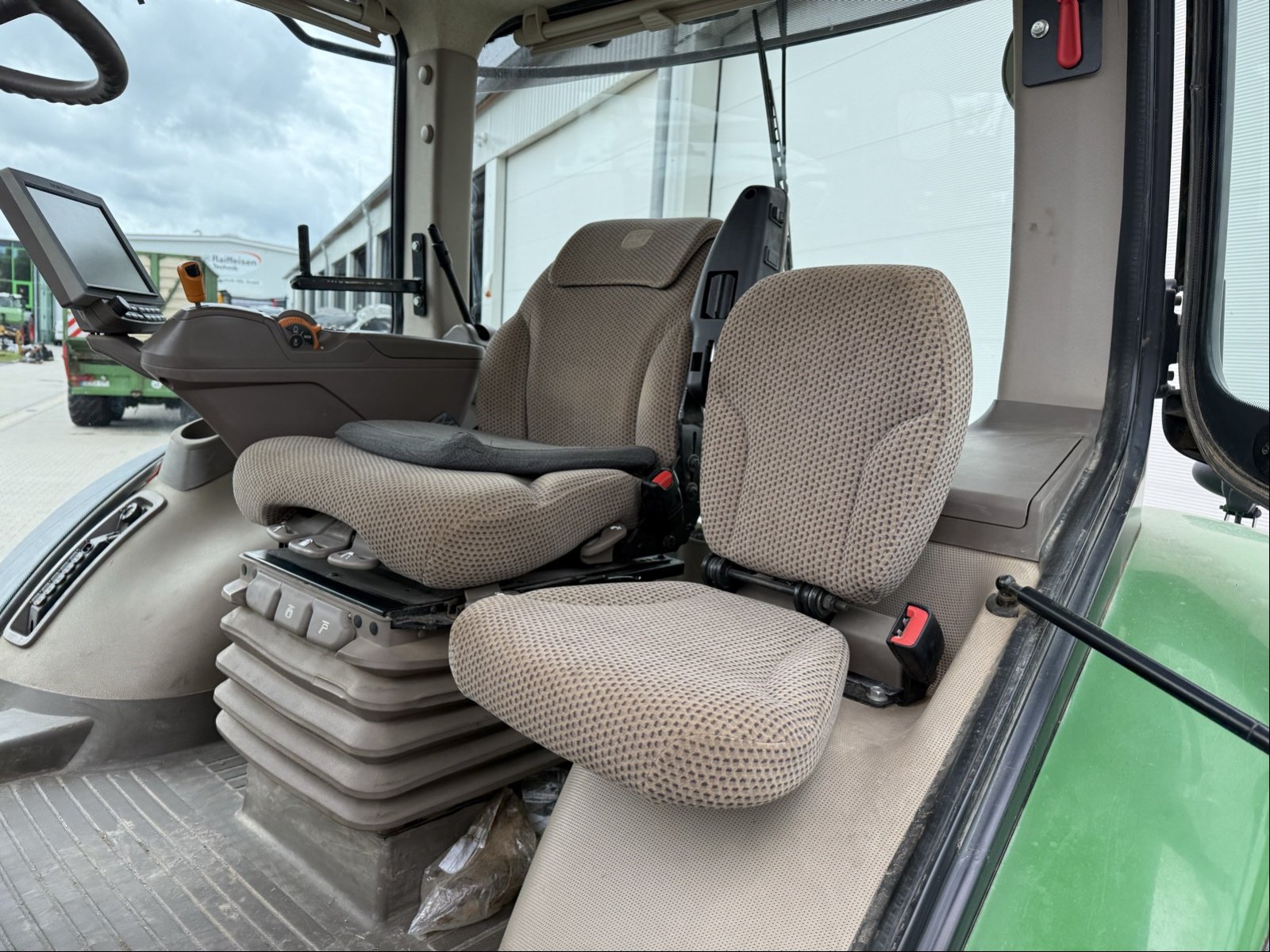 Traktor des Typs John Deere 7310R E23, Gebrauchtmaschine in Bad Oldesloe (Bild 14)