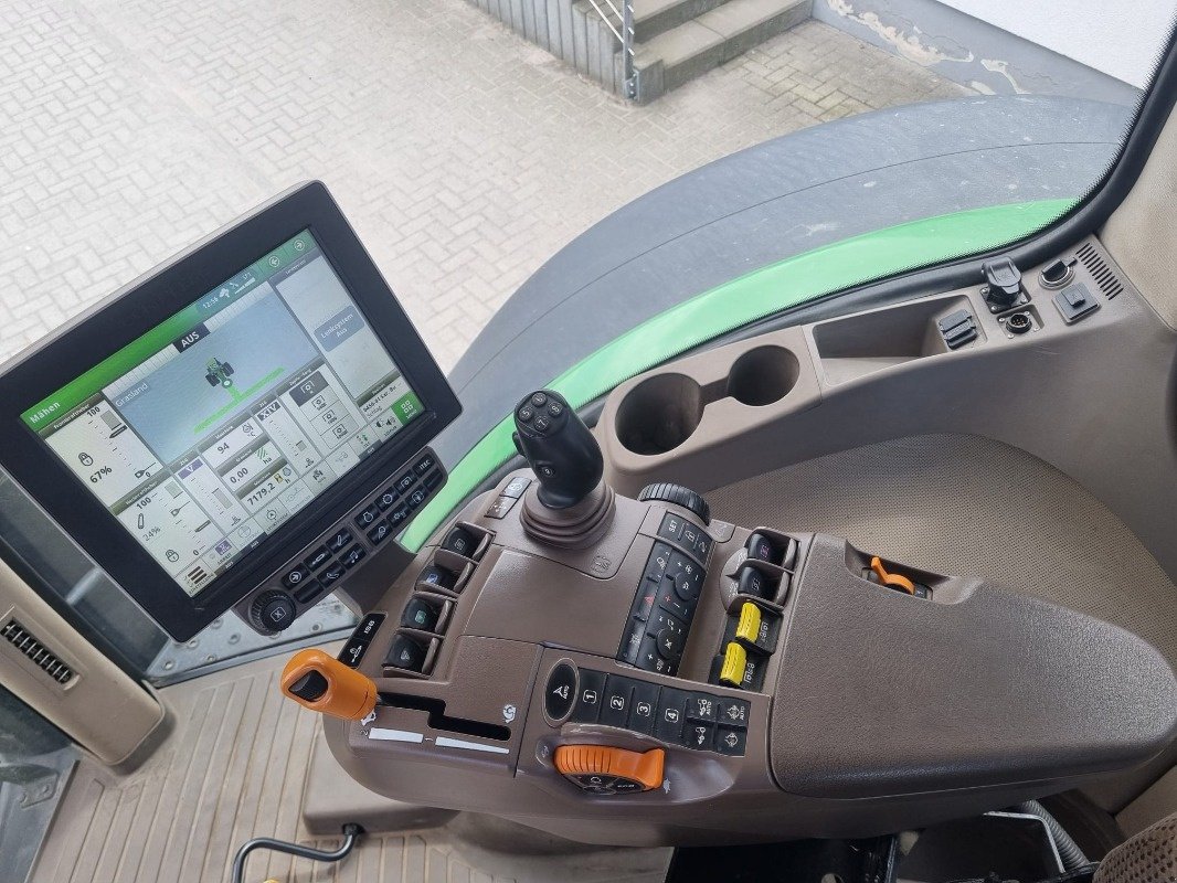 Traktor van het type John Deere 7310R MY17 AP 40, Gebrauchtmaschine in Neubrandenburg (Foto 21)