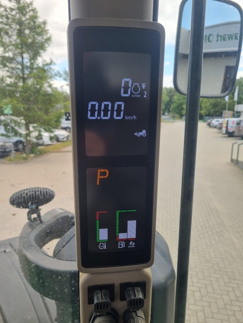 Traktor van het type John Deere 7310R MY17 AP 40, Gebrauchtmaschine in Neubrandenburg (Foto 22)