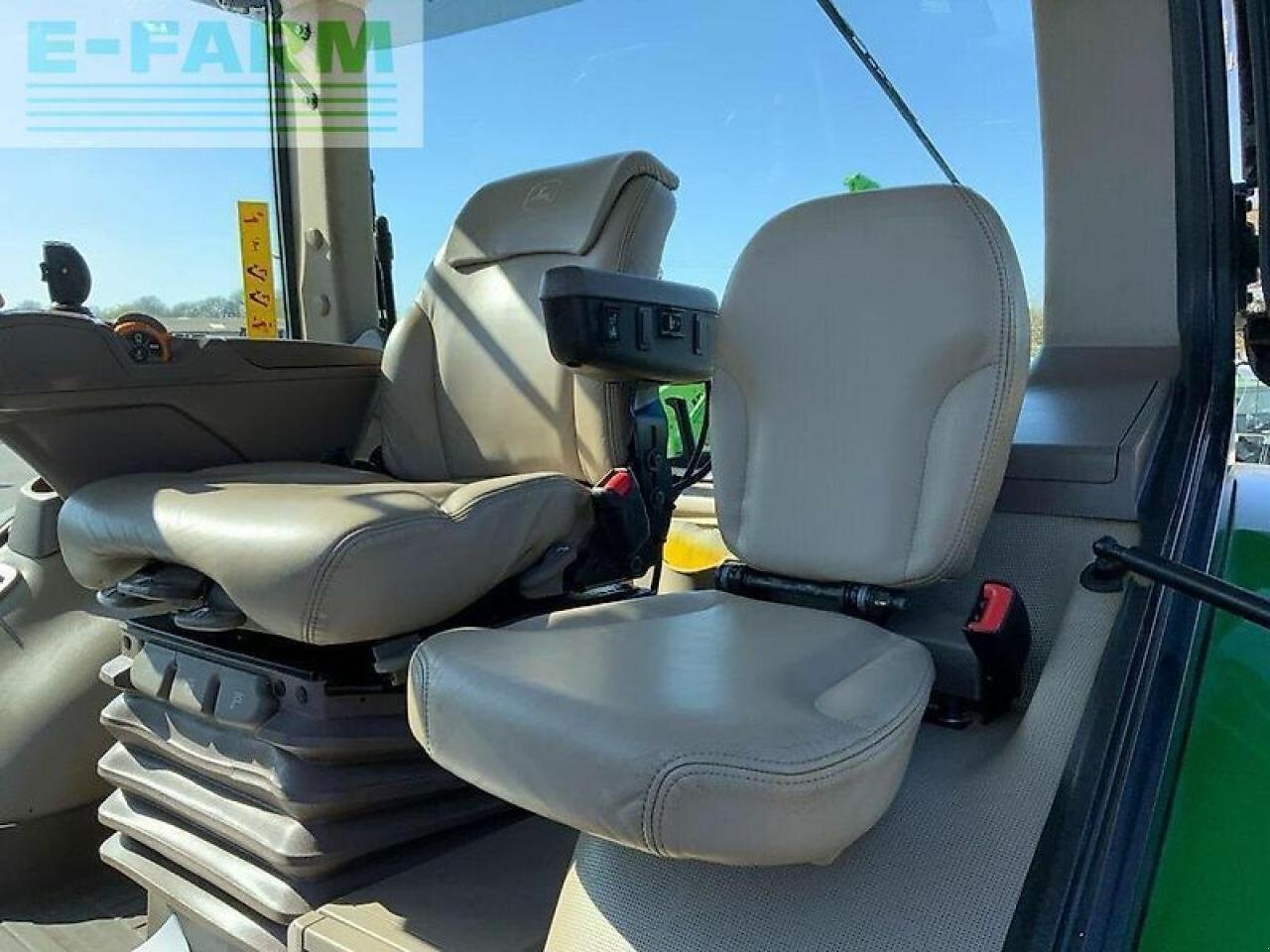 Traktor от тип John Deere 7310r tractor (st22840), Gebrauchtmaschine в SHAFTESBURY (Снимка 22)