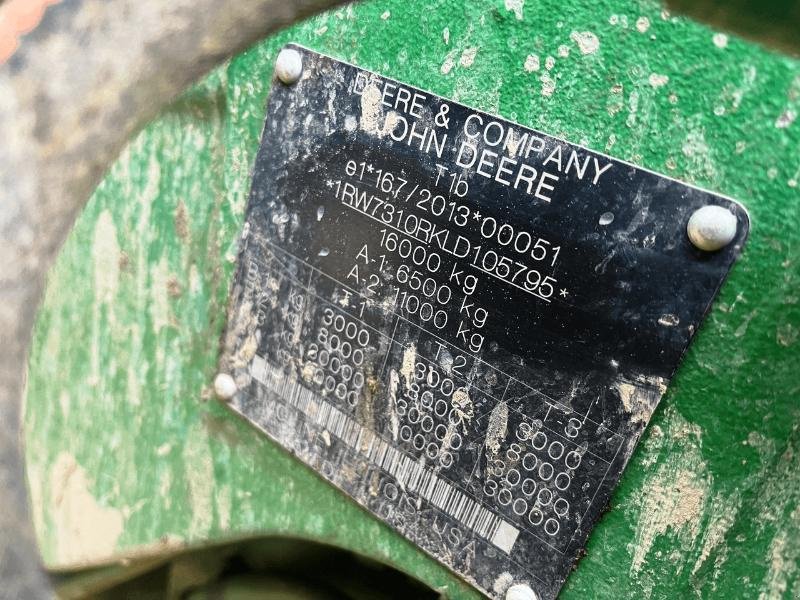 Traktor typu John Deere 7310R, Gebrauchtmaschine v SAINT-GERMAIN DU PUY (Obrázek 11)