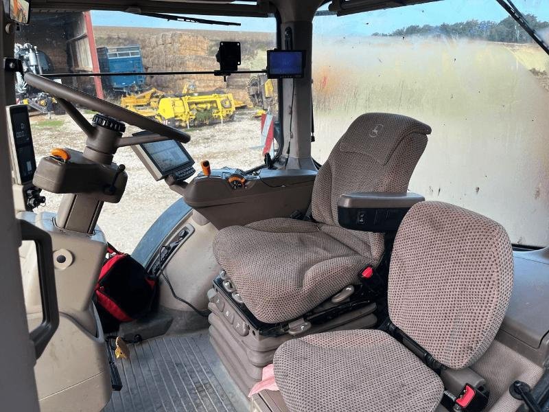 Traktor a típus John Deere 7310R, Gebrauchtmaschine ekkor: SAINT-GERMAIN DU PUY (Kép 10)