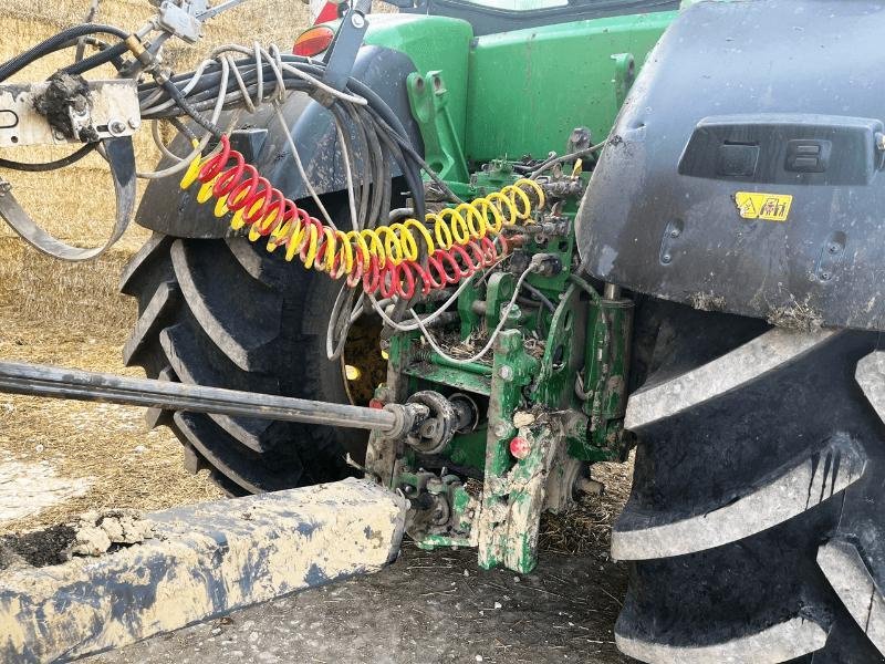 Traktor a típus John Deere 7310R, Gebrauchtmaschine ekkor: SAINT-GERMAIN DU PUY (Kép 9)