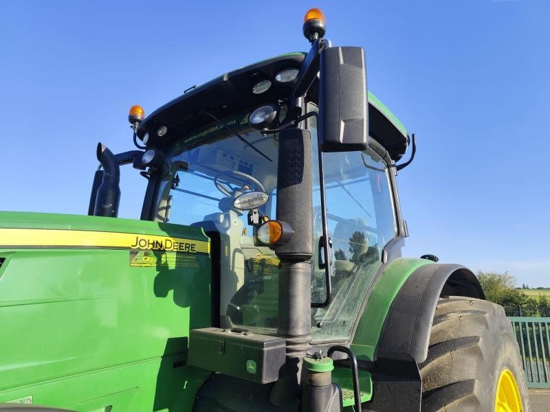 Traktor типа John Deere 7310R, Gebrauchtmaschine в SAINT GENEST D'AMBIERE (Фотография 3)