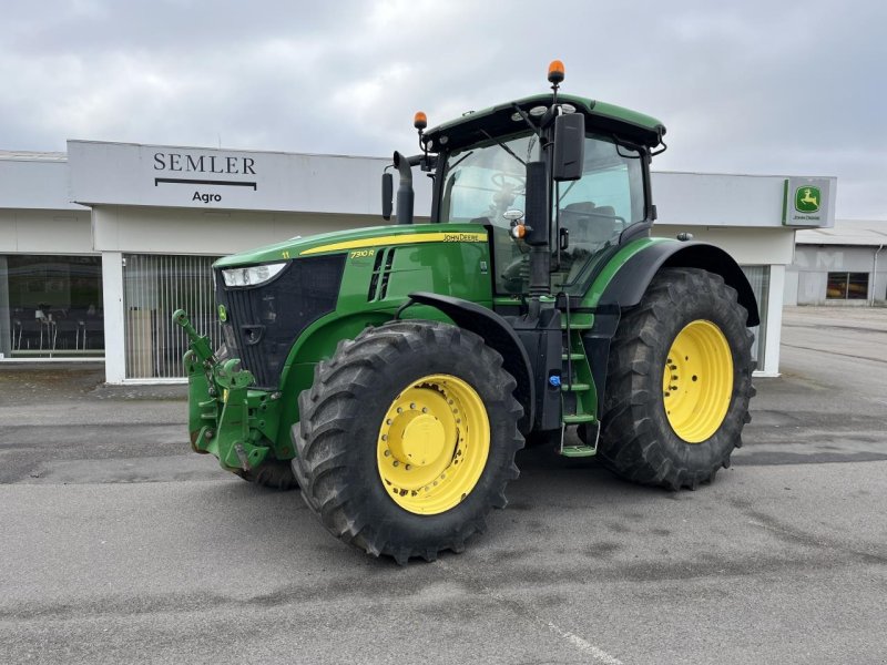 Traktor типа John Deere 7310R, Gebrauchtmaschine в Næstved