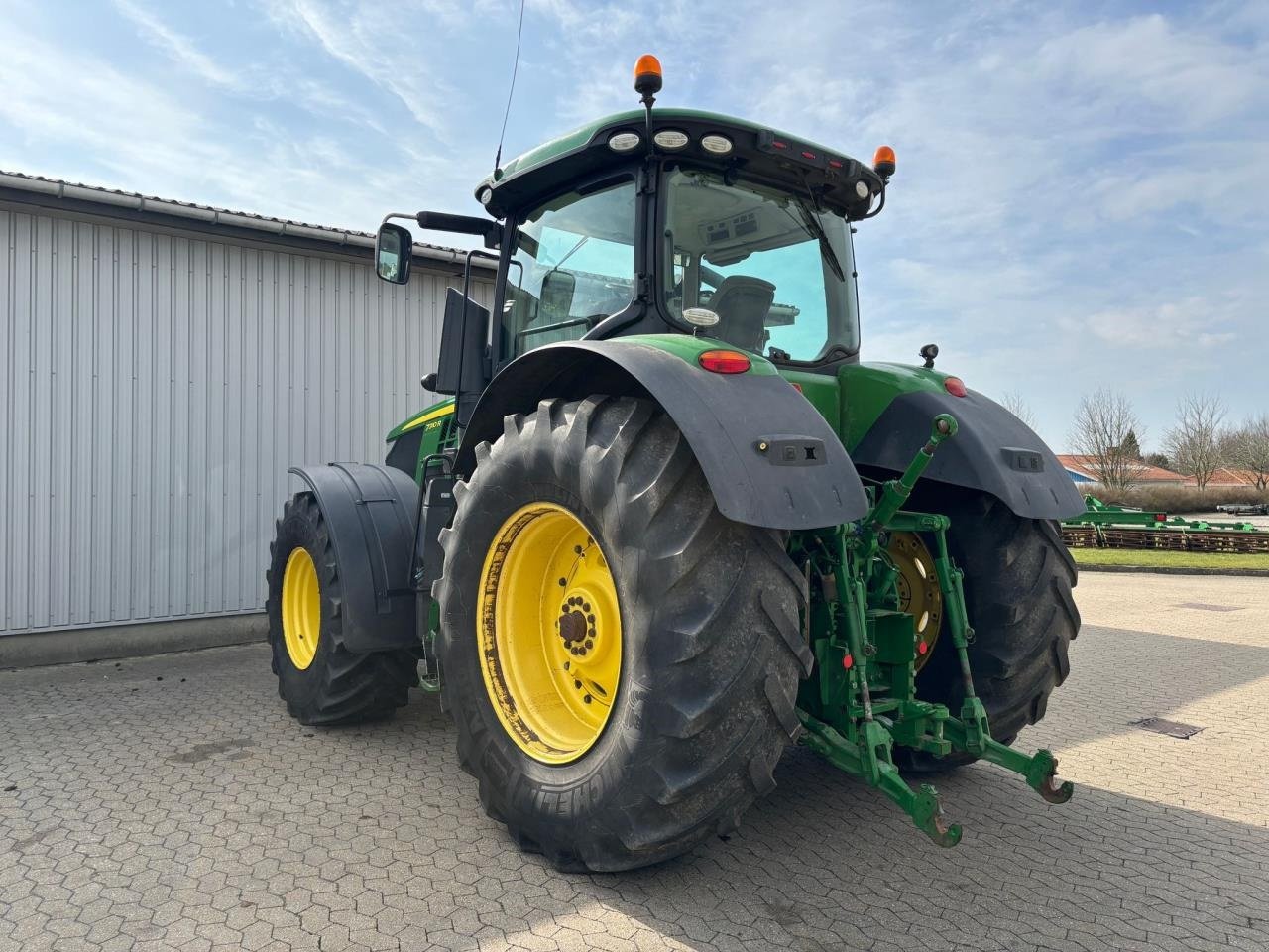 Traktor от тип John Deere 7310R, Gebrauchtmaschine в Bramming (Снимка 12)