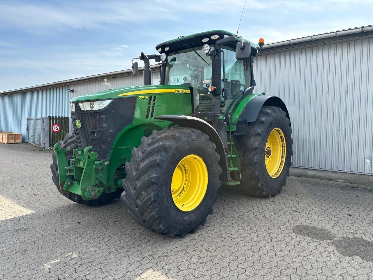 Traktor от тип John Deere 7310R, Gebrauchtmaschine в Bramming (Снимка 7)