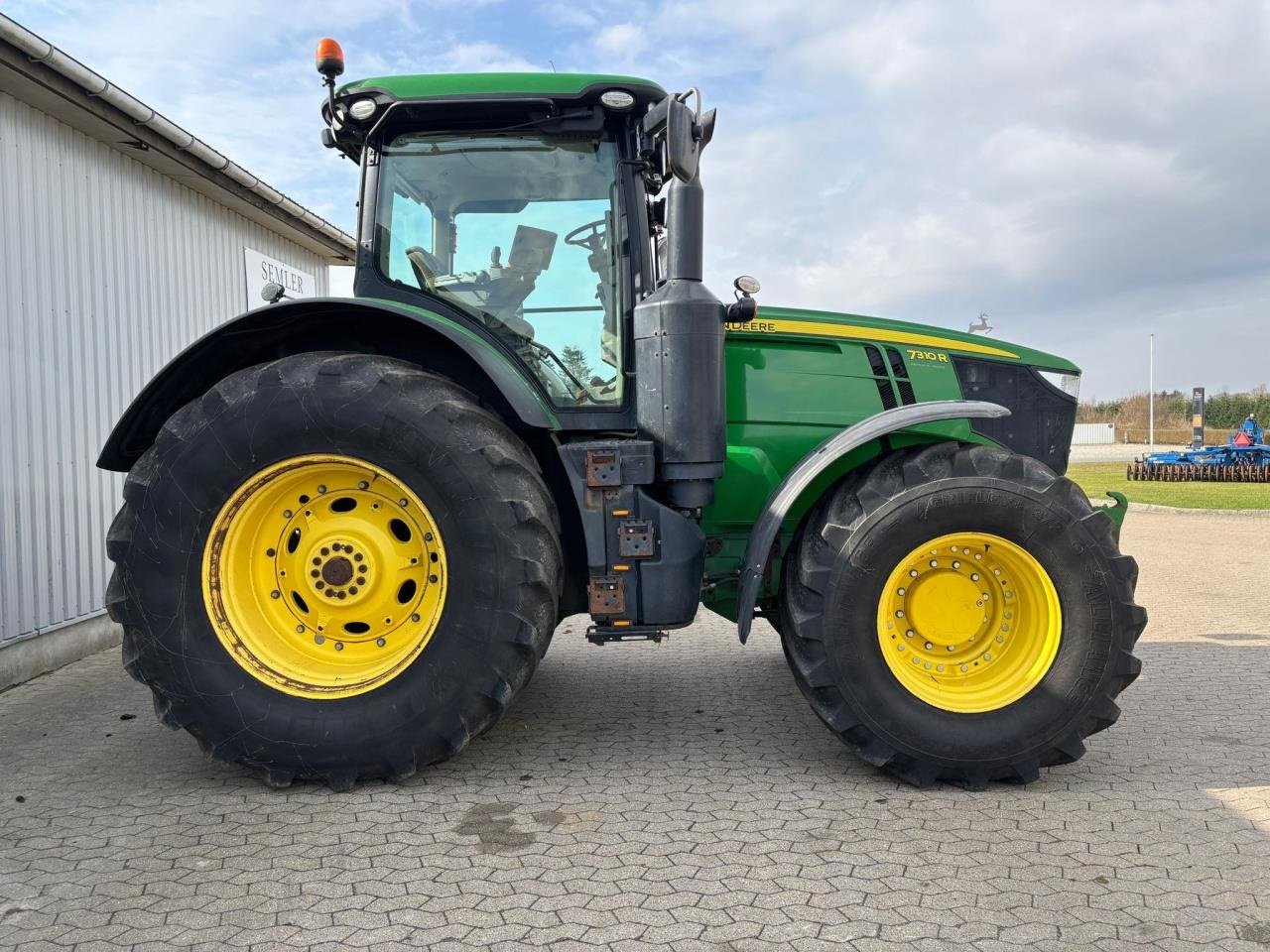 Traktor от тип John Deere 7310R, Gebrauchtmaschine в Bramming (Снимка 10)