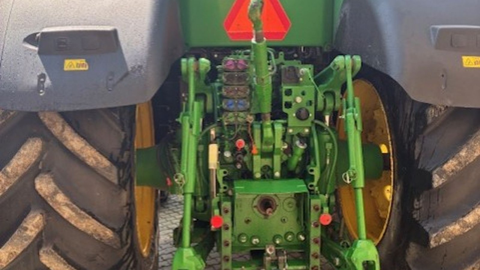 Traktor des Typs John Deere 7310R, Gebrauchtmaschine in Stenstrup (Bild 3)