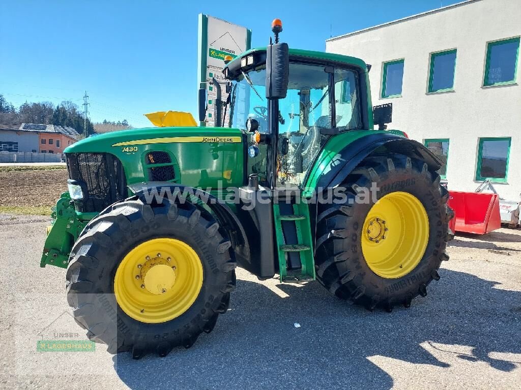 Traktor typu John Deere 7430 PREMIUM AUTOPOWR, Gebrauchtmaschine v Haag (Obrázek 3)