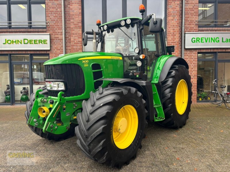 Traktor of the type John Deere 7430 Premium, Gebrauchtmaschine in Ahaus (Picture 1)