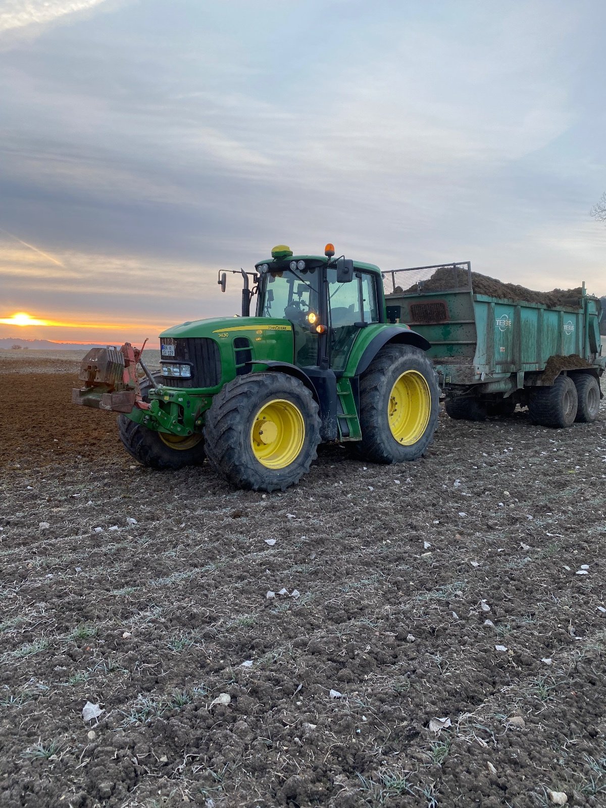 Traktor типа John Deere 7430 Premium, Gebrauchtmaschine в Lehrberg (Фотография 3)