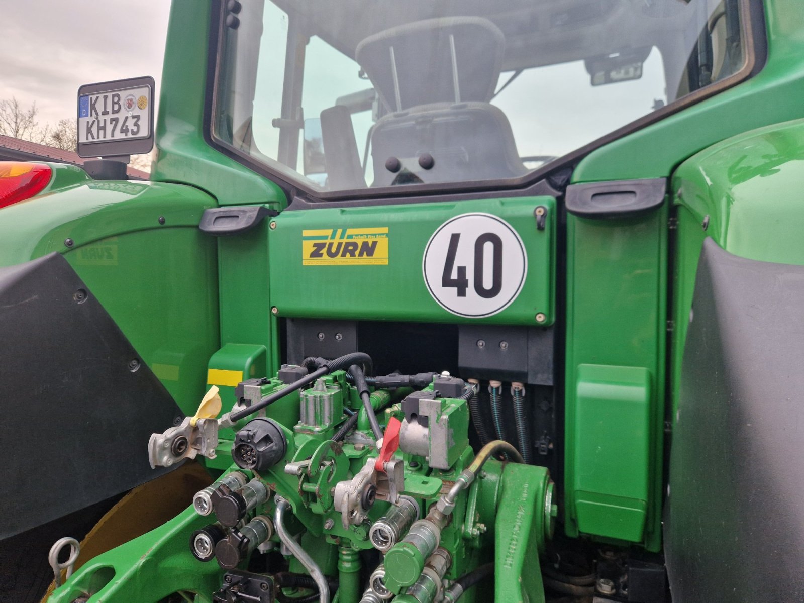 Traktor типа John Deere 7430 Premium, Gebrauchtmaschine в Steinbach (Фотография 4)