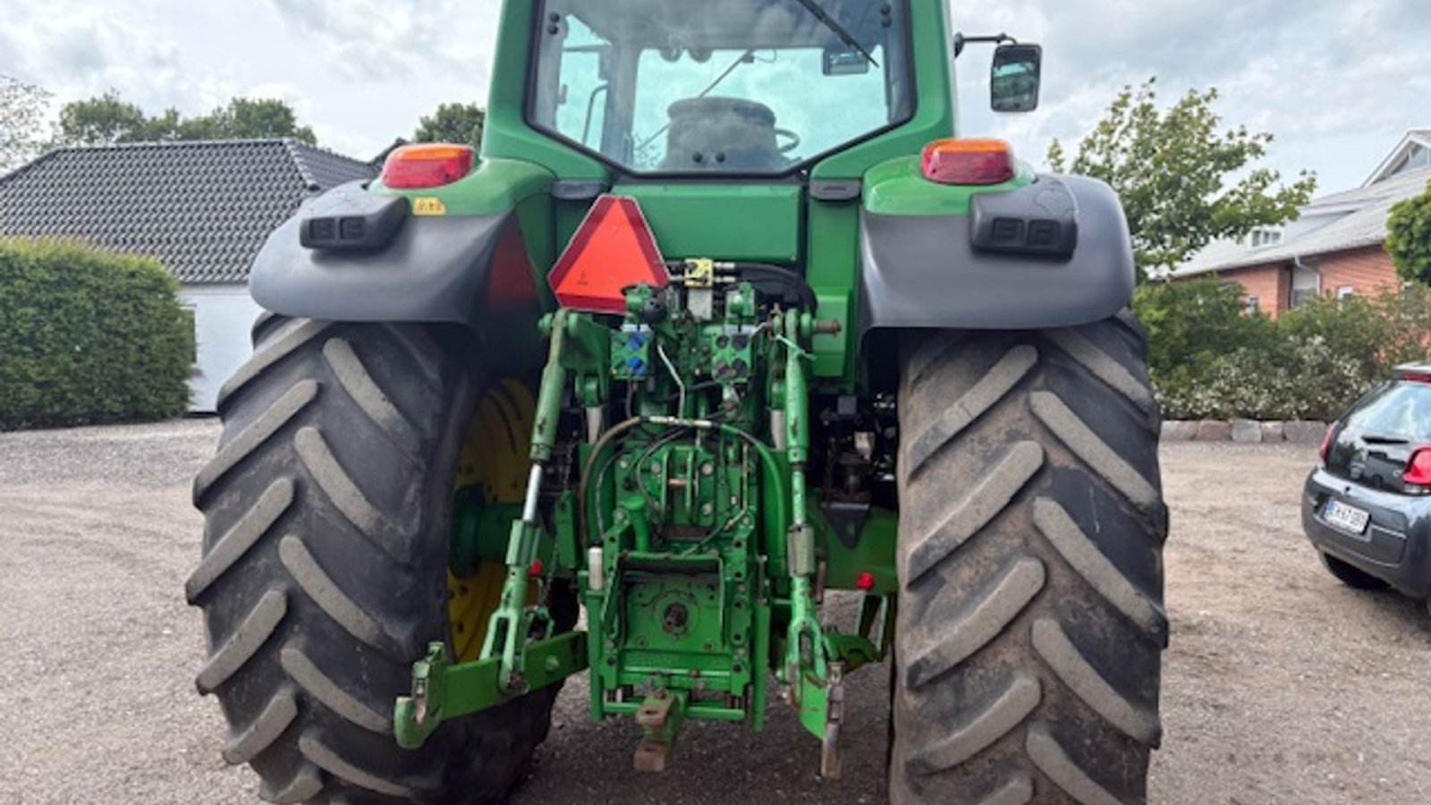 Traktor des Typs John Deere 7530 PREMIUM AUTOQUARD, FRONTLIFT, Gebrauchtmaschine in Dronninglund (Bild 10)