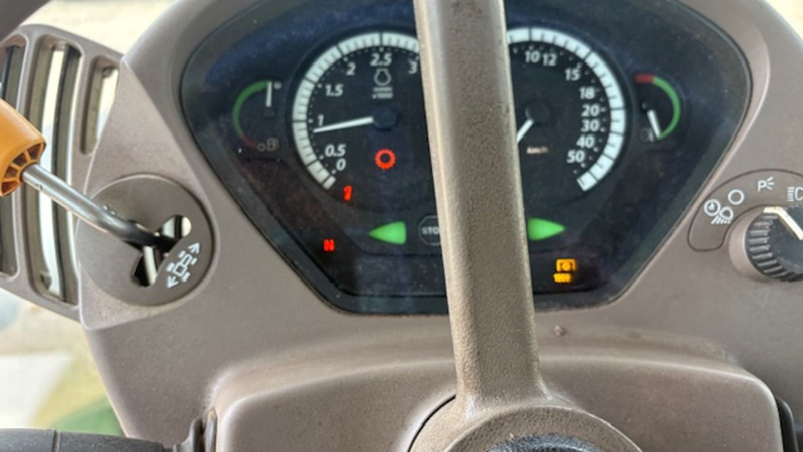 Traktor des Typs John Deere 7530 PREMIUM AUTOQUARD, FRONTLIFT, Gebrauchtmaschine in Dronninglund (Bild 19)