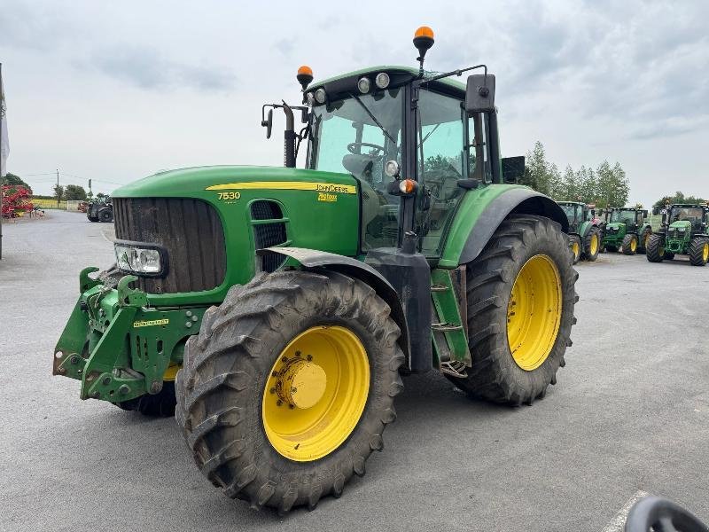 Traktor of the type John Deere 7530 PREMIUM, Gebrauchtmaschine in Wargnies Le Grand (Picture 1)