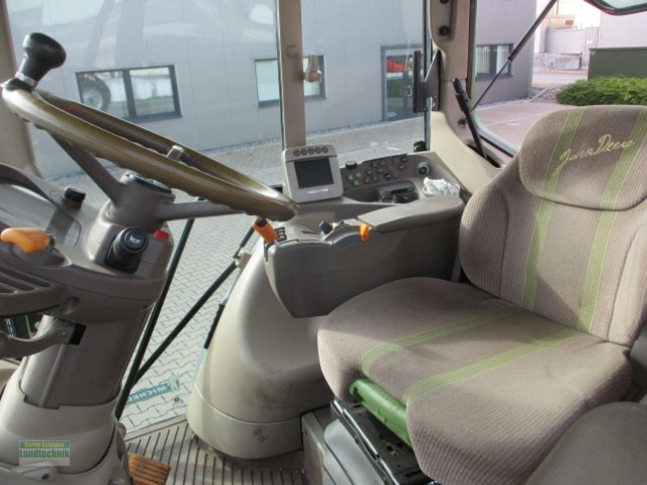 Traktor des Typs John Deere 7530 Premium, Gebrauchtmaschine in Büren (Bild 9)
