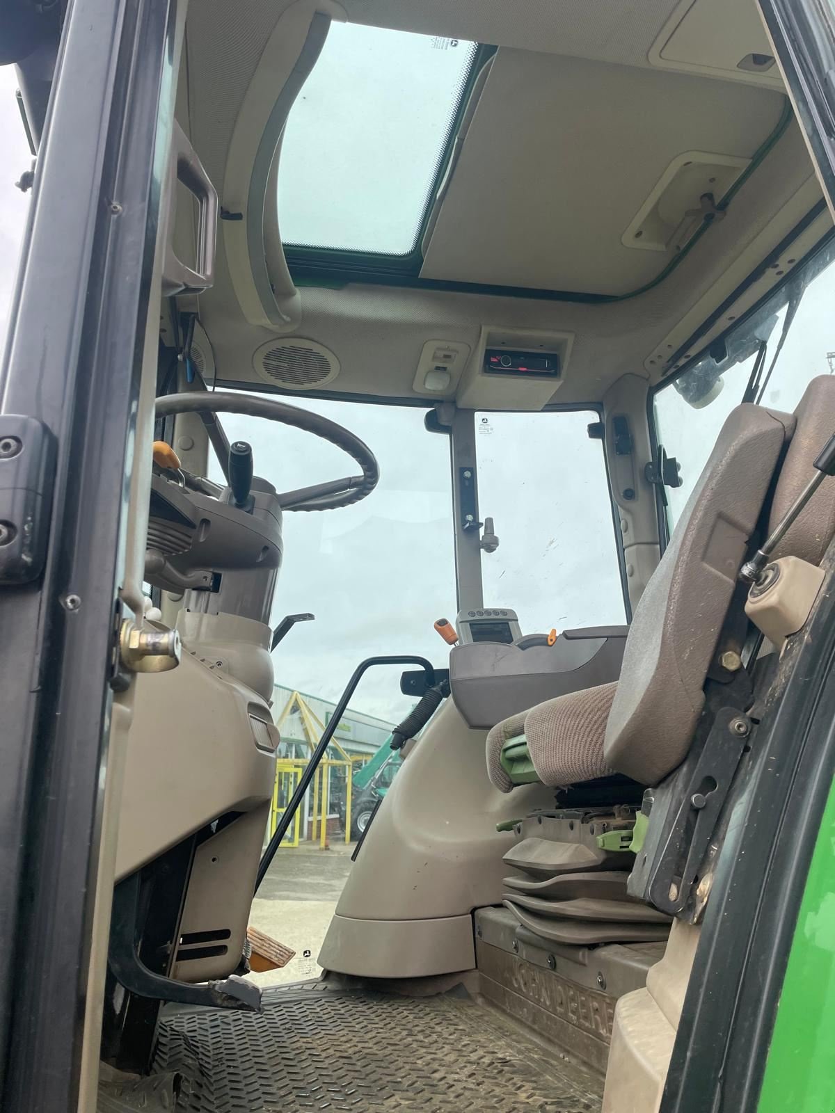 Traktor typu John Deere 7530PREMIUM, Gebrauchtmaschine v BOSC LE HARD (Obrázek 8)