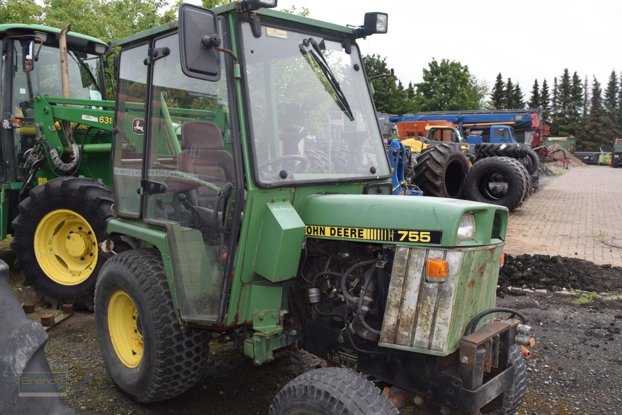 Traktor des Typs John Deere 755, Gebrauchtmaschine in Oyten (Bild 2)