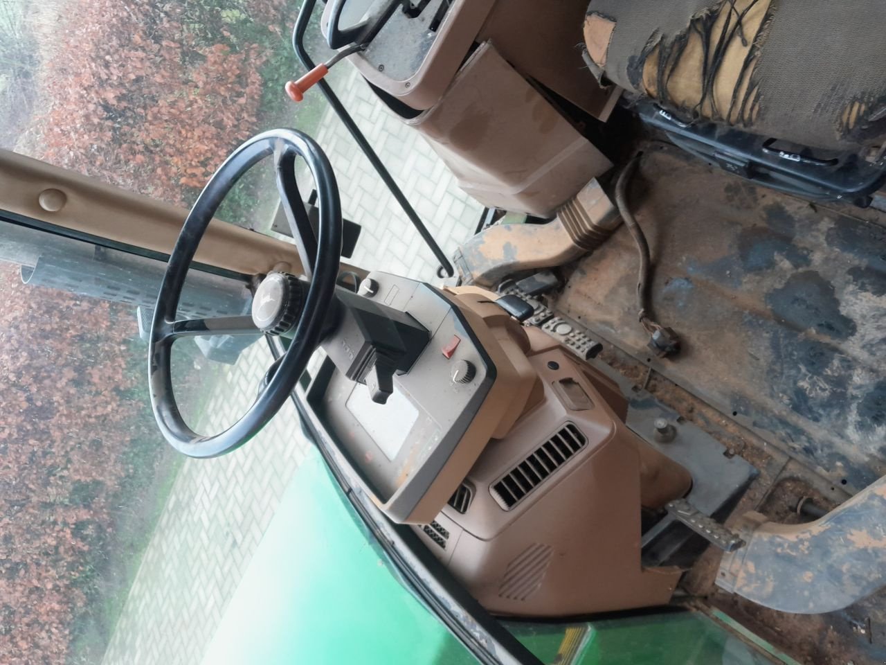 Traktor of the type John Deere 7600, Gebrauchtmaschine in Meijel (Picture 10)