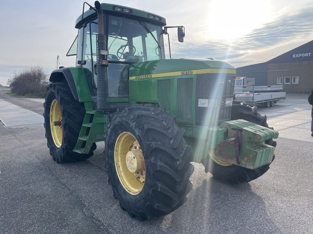 Traktor des Typs John Deere 7610, Gebrauchtmaschine in Callantsoog (Bild 3)