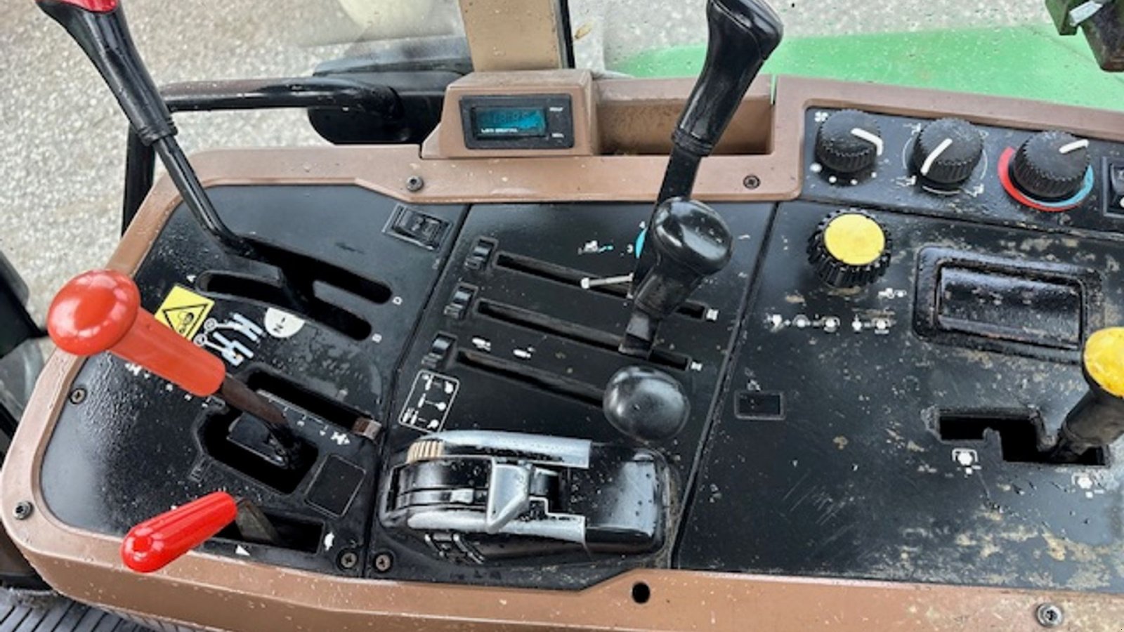 Traktor tipa John Deere 7700 FRONTLIFT, Gebrauchtmaschine u Dronninglund (Slika 13)