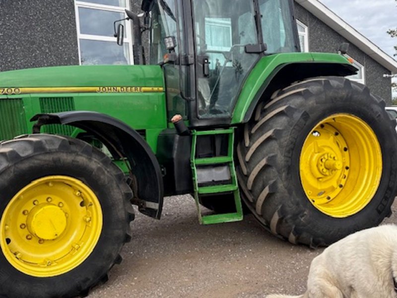Traktor tipa John Deere 7700 FRONTLIFT, Gebrauchtmaschine u Dronninglund (Slika 1)
