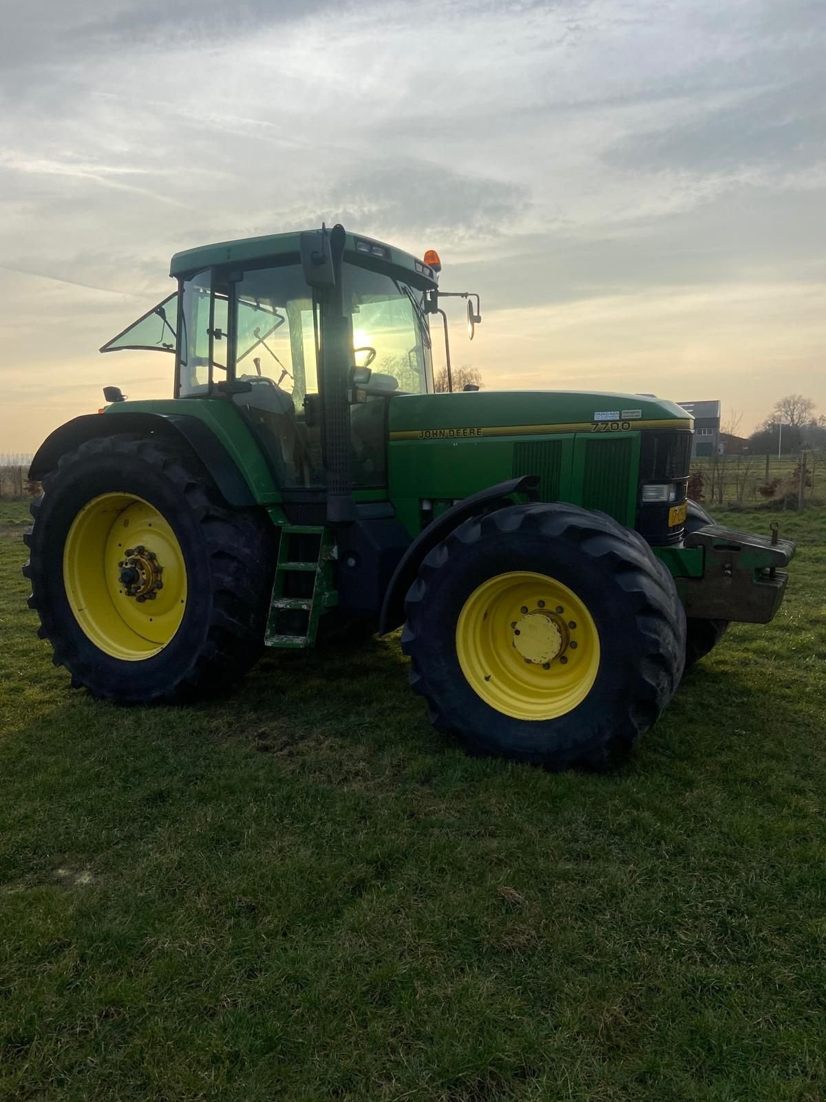 Traktor typu John Deere 7700, Gebrauchtmaschine v ST.KRUIS(NL) (Obrázek 9)