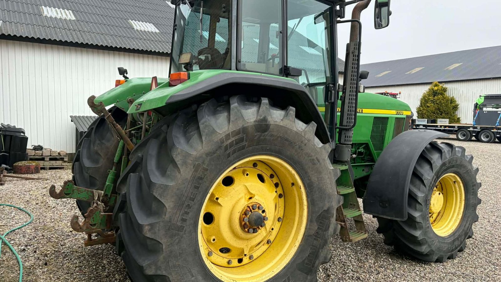 Traktor typu John Deere 7710 Power Quad, Gebrauchtmaschine w Mariager (Zdjęcie 8)