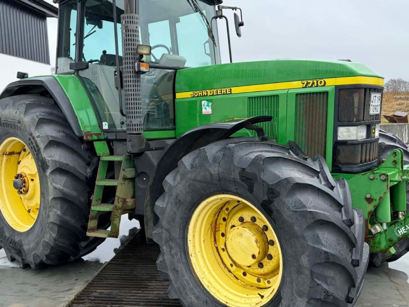 Traktor Türe ait John Deere 7710 Power Quad, Gebrauchtmaschine içinde Mariager