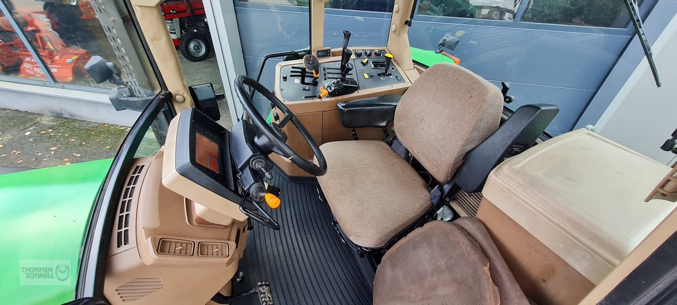 Traktor от тип John Deere 7710 Power Quad, Gebrauchtmaschine в Crombach/St.Vith (Снимка 5)