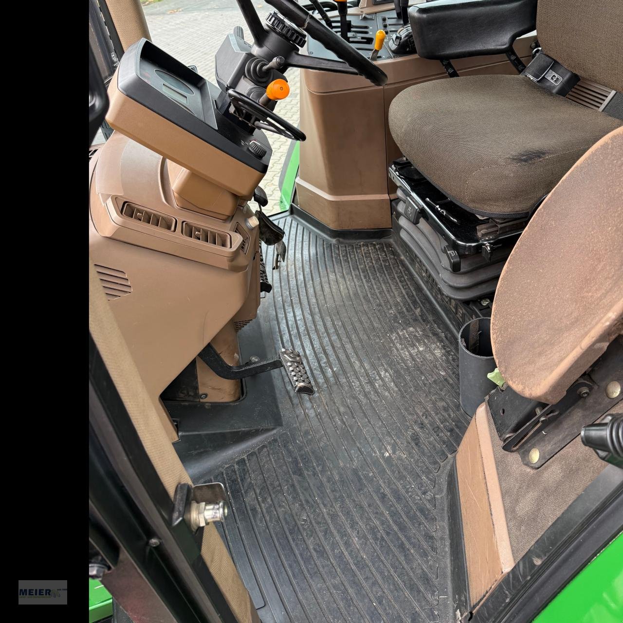 Traktor от тип John Deere 7710 PowrQuad Traumzustand VHB, Gebrauchtmaschine в Delbrück (Снимка 10)