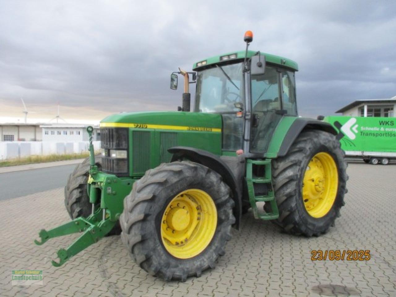 Traktor typu John Deere 7710 TLS  Kriechgang, Gebrauchtmaschine v Büren (Obrázek 1)
