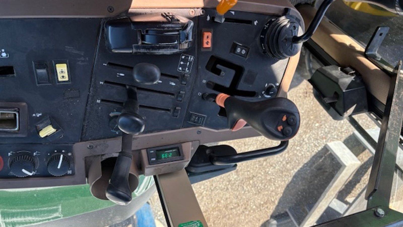 Traktor van het type John Deere 7710 TLS  NYE WREDSTEIN DÆK, Gebrauchtmaschine in Dronninglund (Foto 14)